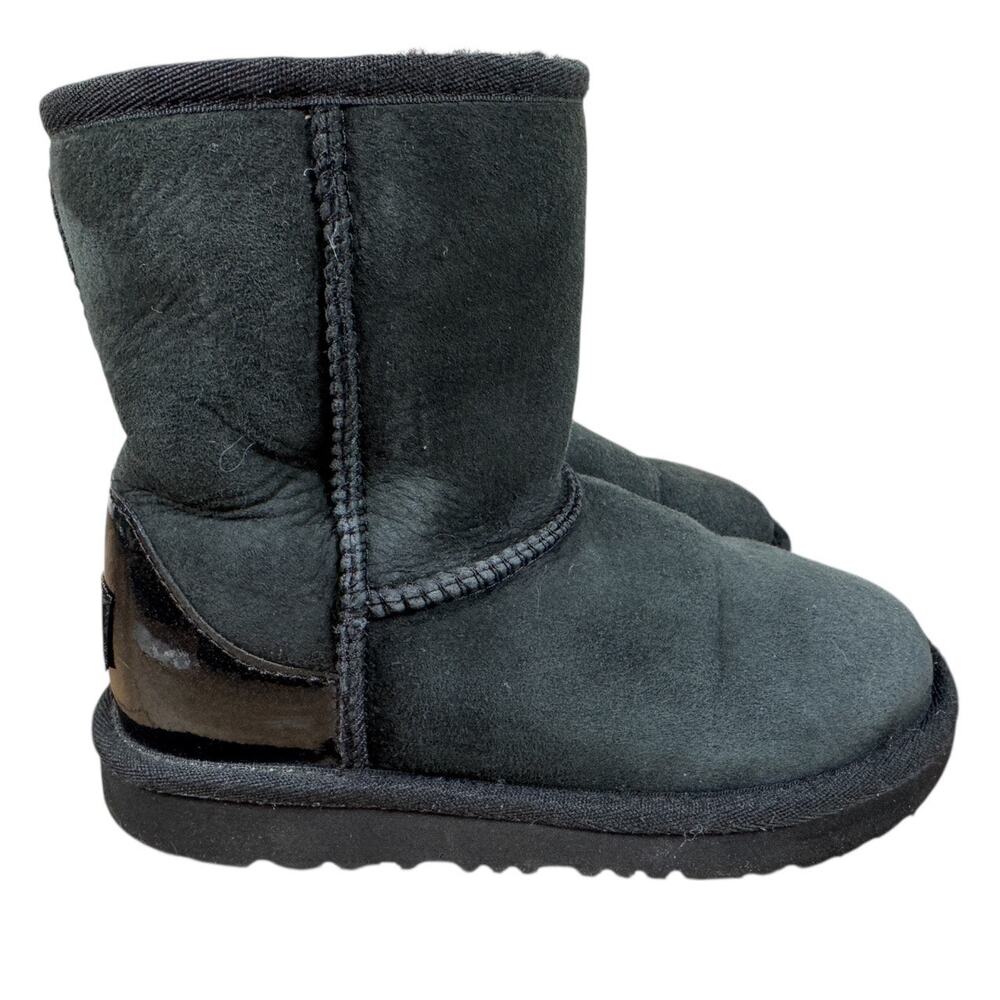 UGG Girl’s Classic Mini Boot | Black | Size 13 | Shearling Sparkly Heal Cozycore